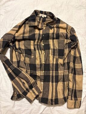 L.A. Hearts Plaid Oversized Boyfriend Flannel Button-Down Shirt